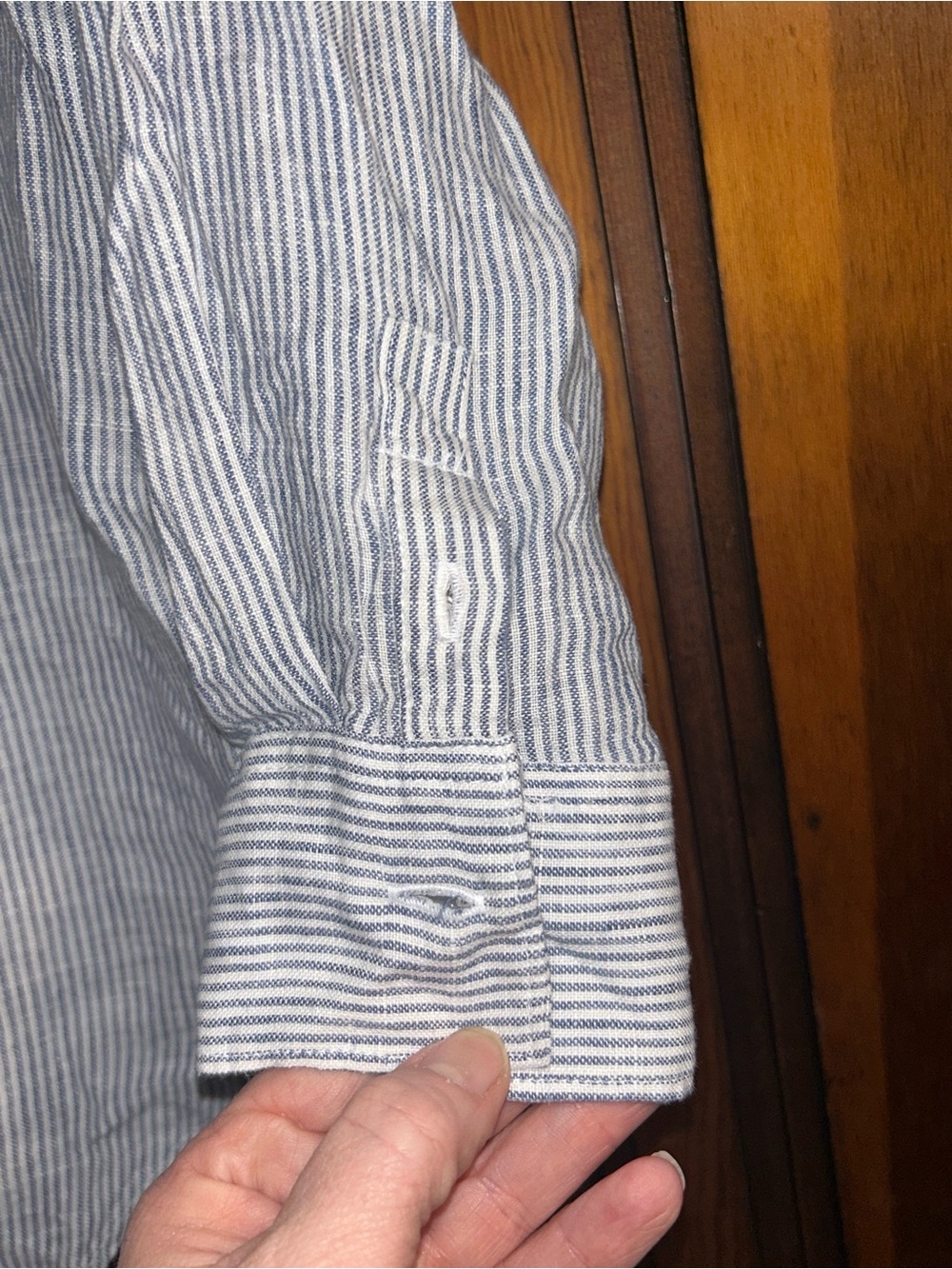 Quince 100% Linen Blue White Stripe Button Up Shirt M - Picture 6 of 7